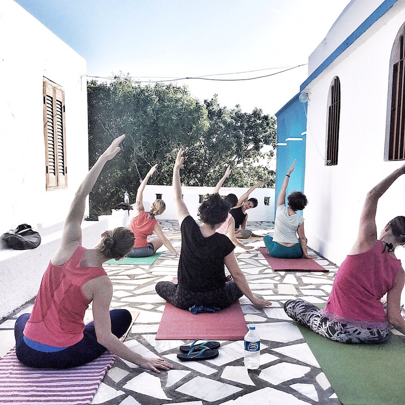 Yoga Kirche Nisyros Greece
